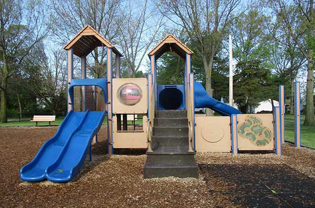 Ullrich_GbR_Fallschutz-Hackschnitzel_Spielplatz